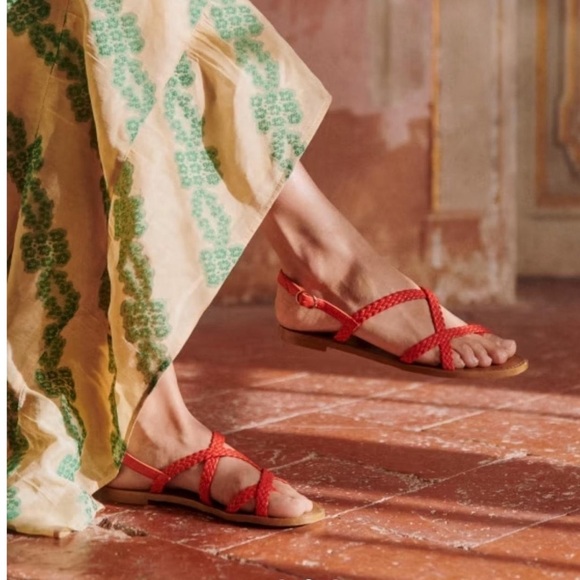 Sezane Shoes - Like New - Sezane Adeline Low Sandals - Woven Coral Flat - Size 9